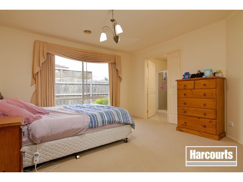 15 Teesdale Court, Narre Warren South VIC 3805