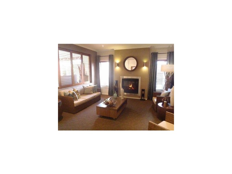 3 Nature Circuit, Cranbourne North VIC 3977
