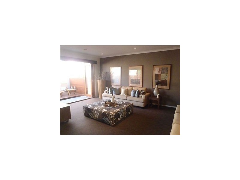 3 Nature Circuit, Cranbourne North VIC 3977
