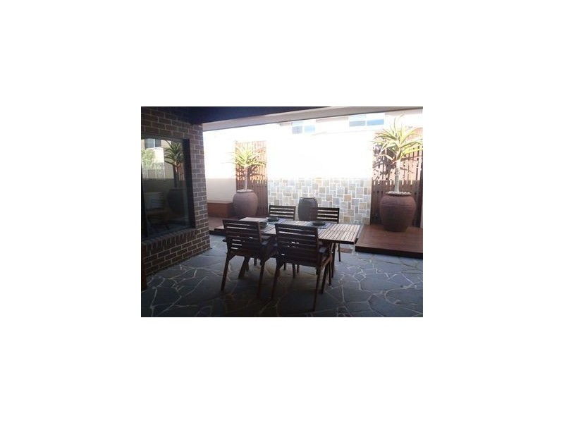 3 Nature Circuit, Cranbourne North VIC 3977