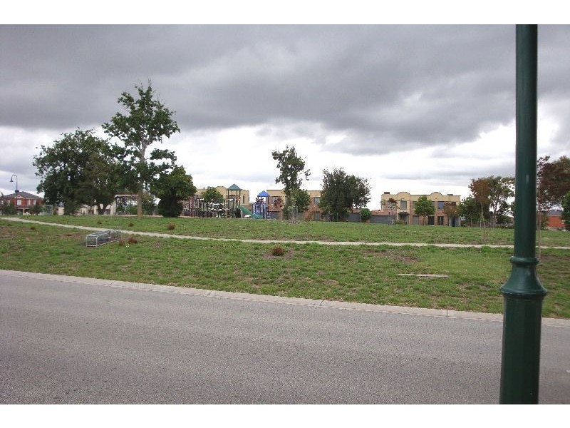 72 Galloway Drive, Narre Warren South VIC 3805