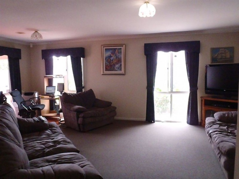 71 The Promenade, Narre Warren South VIC 3805