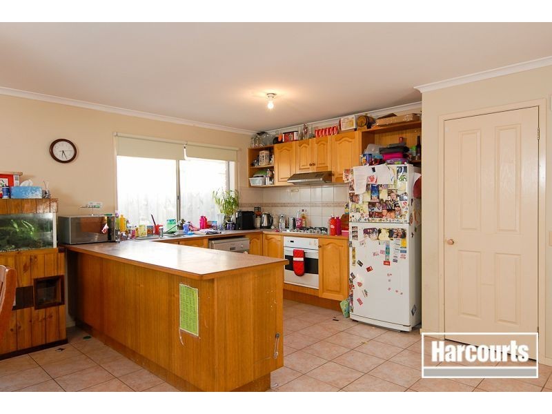 5 Artists Crescent, Narre Warren South VIC 3805