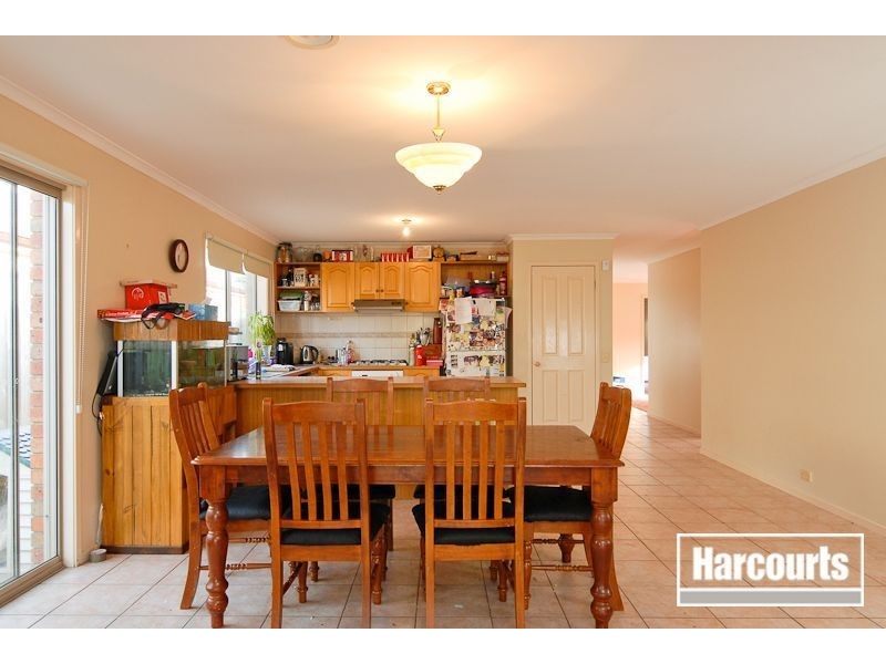 5 Artists Crescent, Narre Warren South VIC 3805