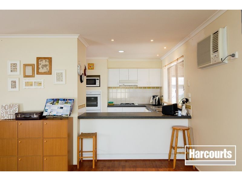 58 Broome Crescent, Cranbourne North VIC 3977