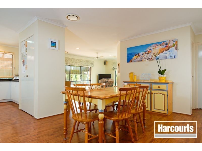 58 Broome Crescent, Cranbourne North VIC 3977