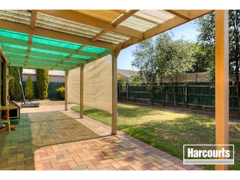 58 Broome Crescent, Cranbourne North VIC 3977