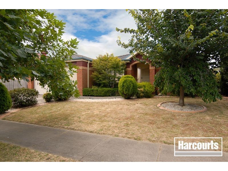 28 Cromford Crescent, Narre Warren South VIC 3805