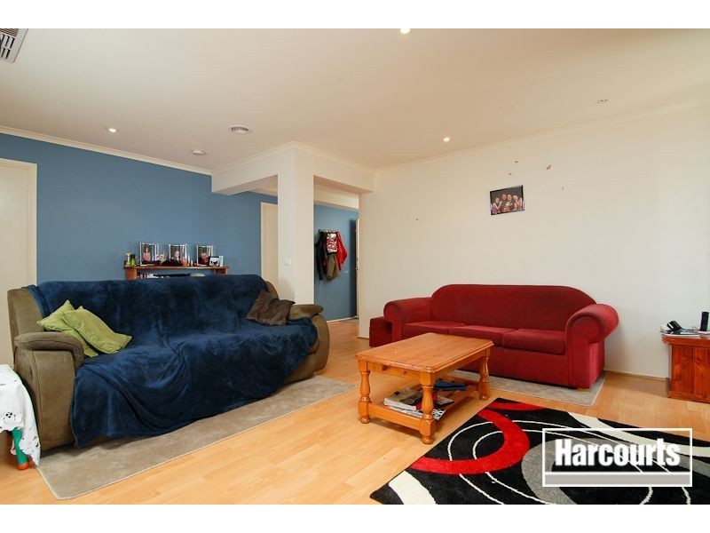 28 Cromford Crescent, Narre Warren South VIC 3805