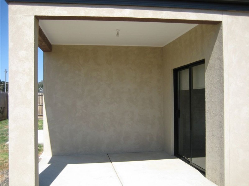 11 Bambi Place, Pakenham VIC 3810