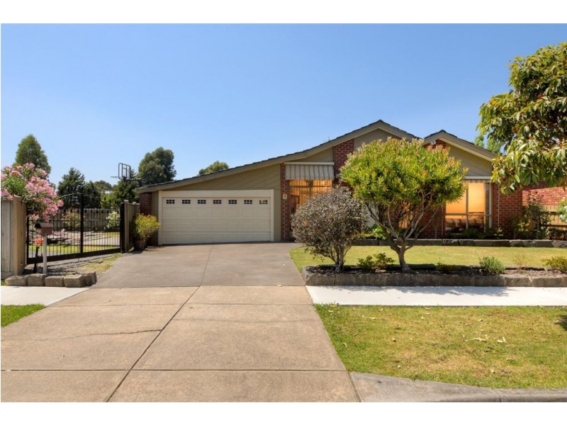50 Narellan Drive, Hampton Park VIC 3976