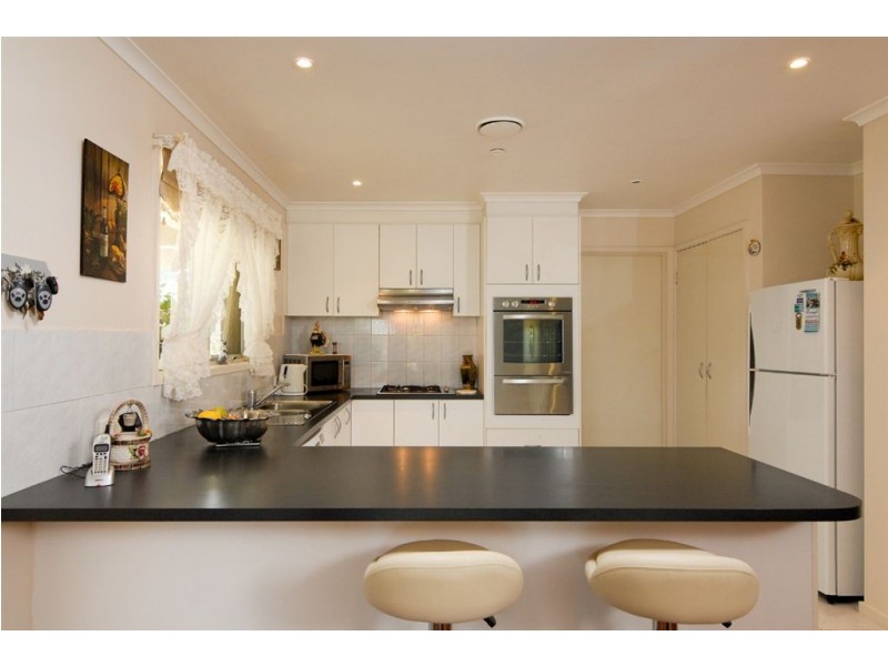 50 Narellan Drive, Hampton Park VIC 3976