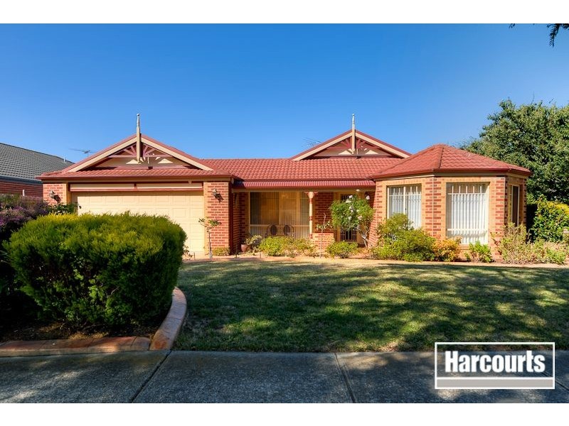 18 Ardblair Terrace, Narre Warren South VIC 3805