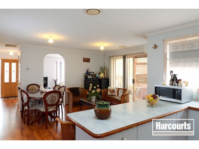 28 Eleanore Crescent, Hallam VIC 3803