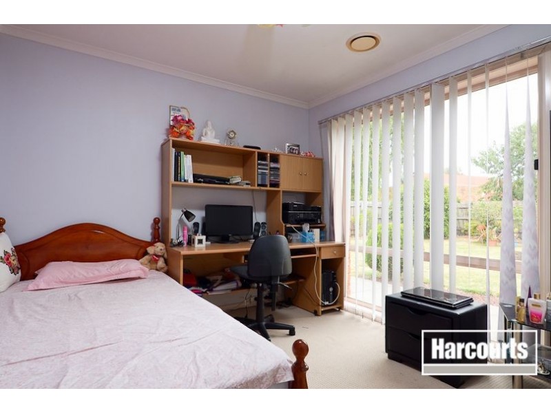 28 Eleanore Crescent, Hallam VIC 3803