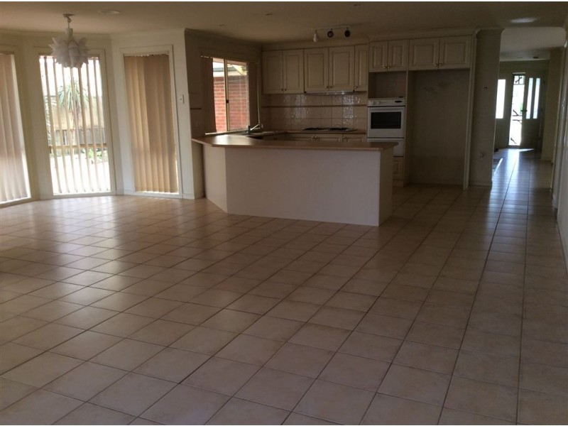 1 Cheshire Place, Narre Warren South VIC 3805