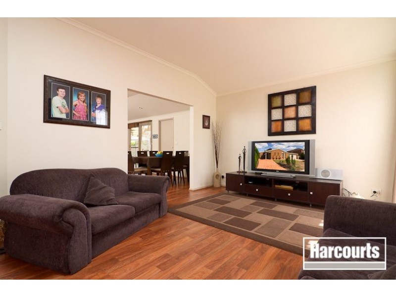 31 Baringa Park Drive, Narre Warren South VIC 3805
