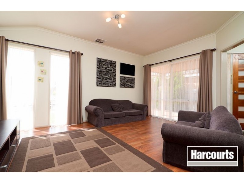 31 Baringa Park Drive, Narre Warren South VIC 3805
