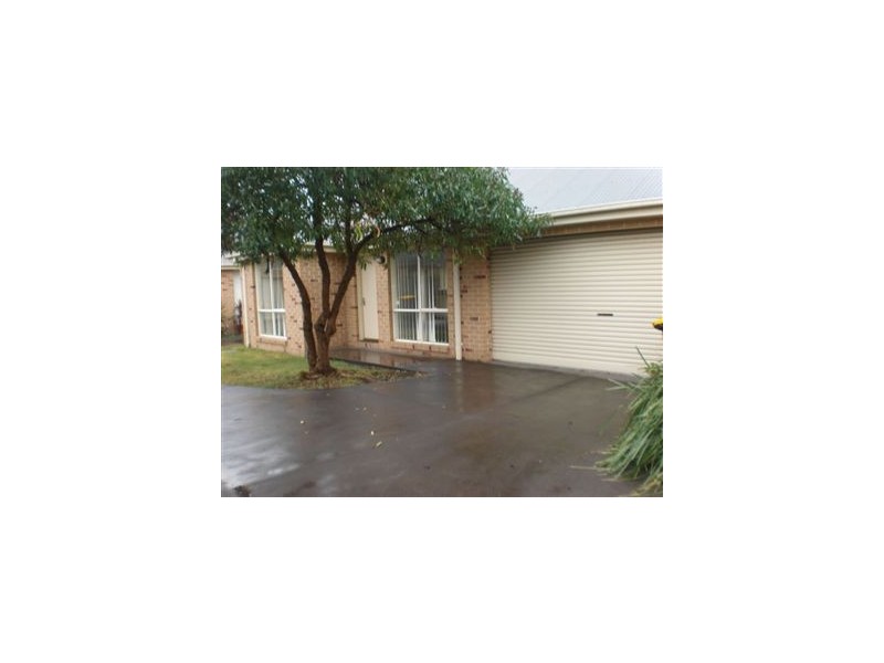 2/71 Woodbine Grove, Chelsea VIC 3196