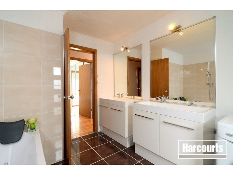 5A Golden Court, Doveton VIC 3177