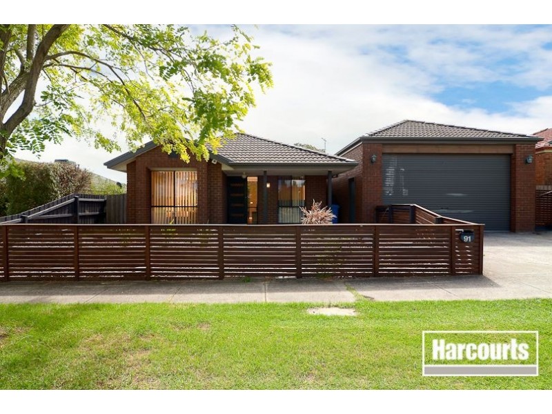 91 Strathaird Drive, Narre Warren South VIC 3805