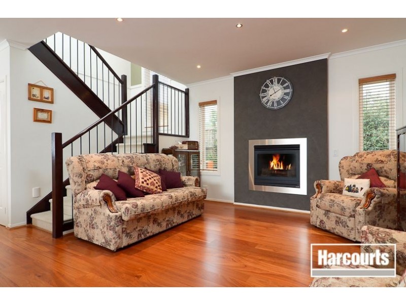 52 Golden Grove Drive, Narre Warren South VIC 3805