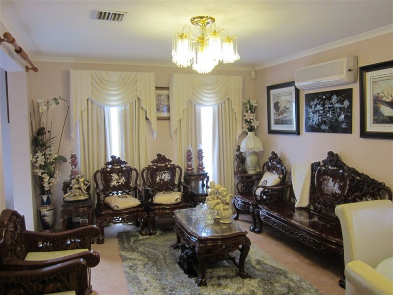 41 Robinswood Parade, Narre Warren South VIC 3805