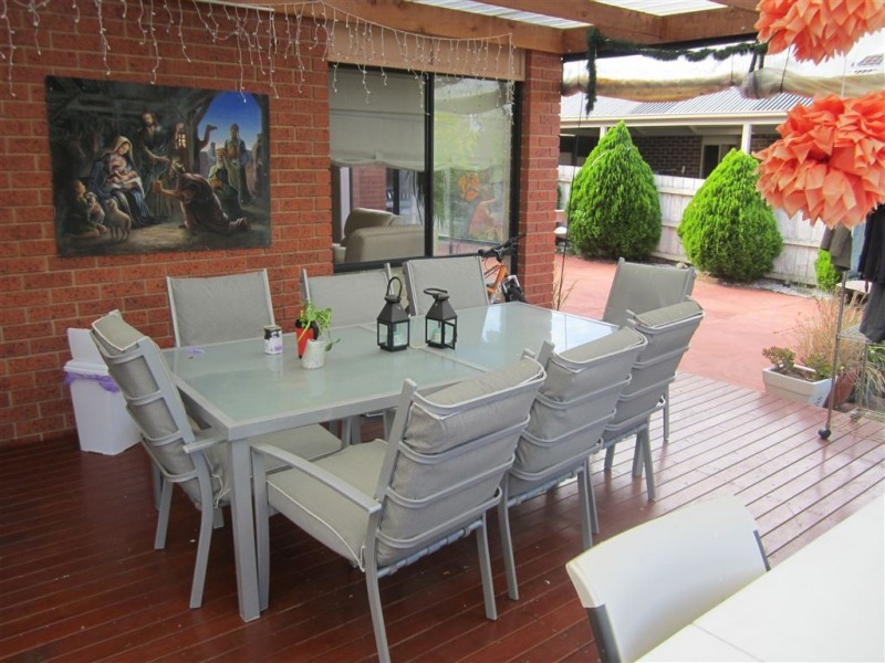 41 Robinswood Parade, Narre Warren South VIC 3805