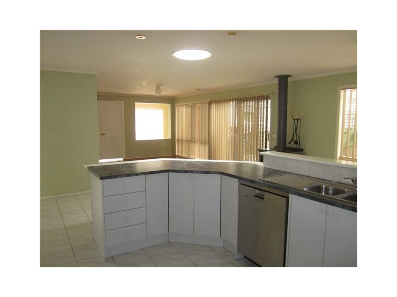 9 Somerset Court, Narre Warren South VIC 3805