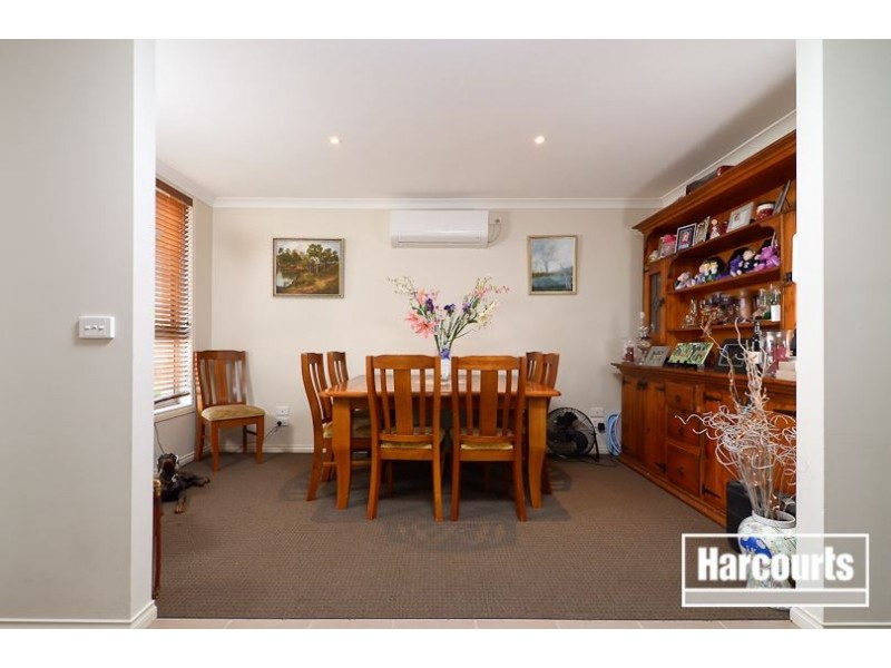 23 Pepperbush Circuit, Cranbourne VIC 3977