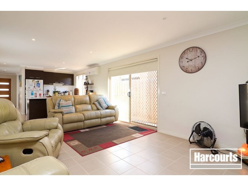 23 Pepperbush Circuit, Cranbourne VIC 3977
