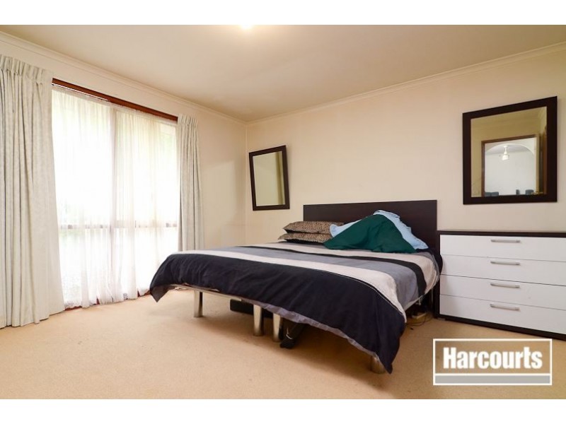 5 Melissa Court, Narre Warren VIC 3805