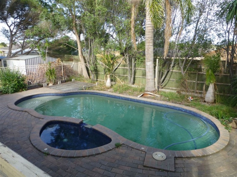 33 Maramba Drive, Narre Warren VIC 3805