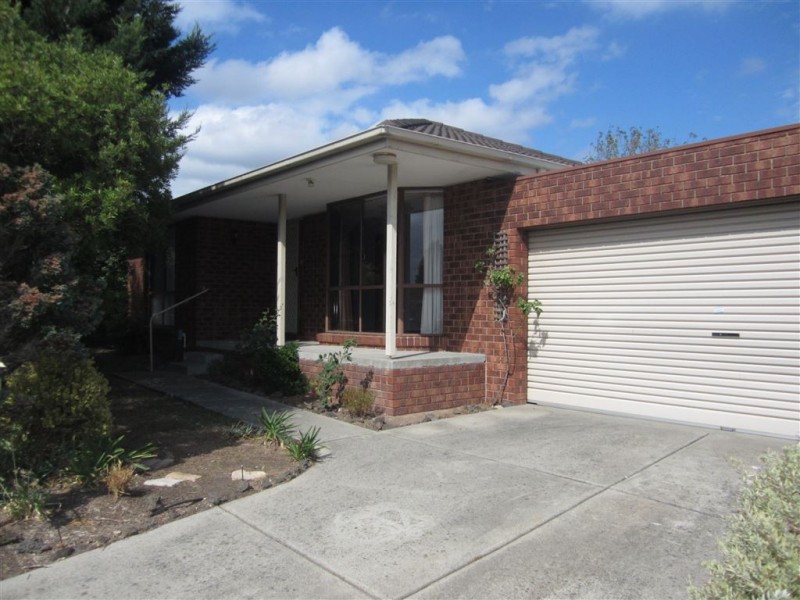 37 Tarcoola Drive, Narre Warren VIC 3805