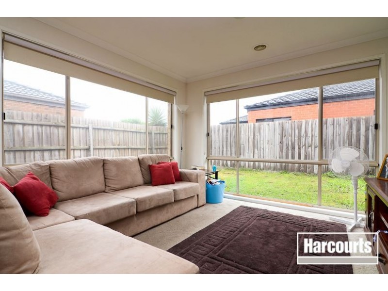 4 Vega Terrace, Cranbourne VIC 3977