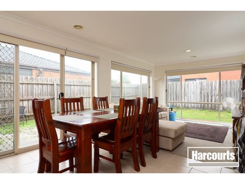 4 Vega Terrace, Cranbourne VIC 3977