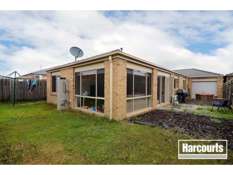 4 Vega Terrace, Cranbourne VIC 3977