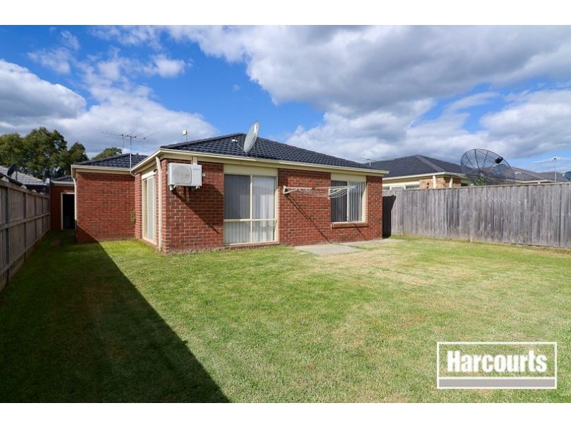 3 Penshurst Way, Cranbourne North VIC 3977
