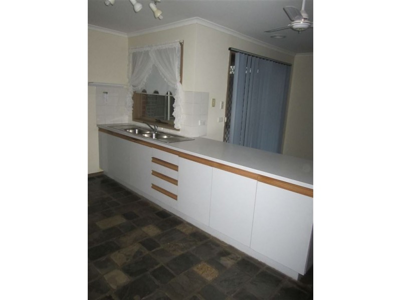 10 Winnie Court, Narre Warren VIC 3805