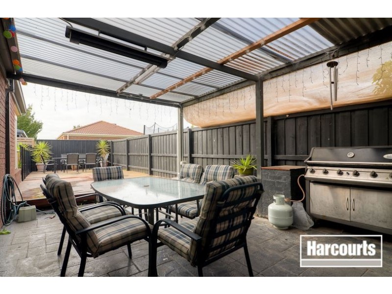 8 Falmouth Road, Narre Warren South VIC 3805