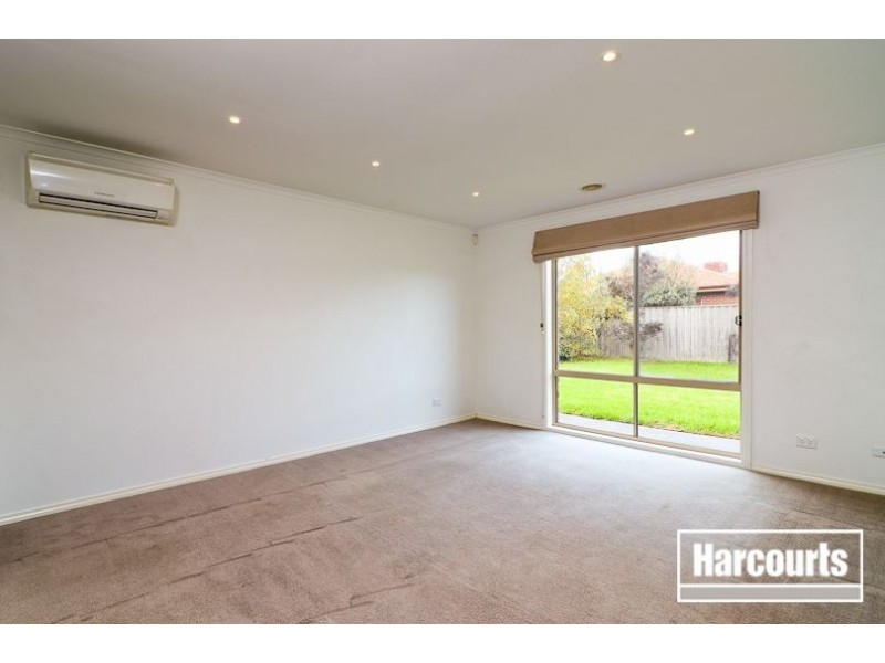 14 Broadleaf Way, Cranbourne VIC 3977