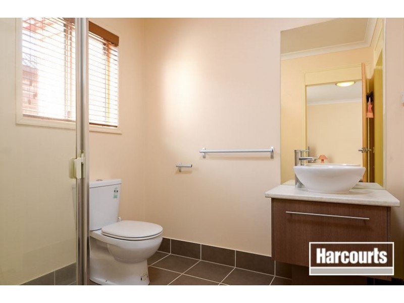 4 Merlin Drive, Cranbourne North VIC 3977