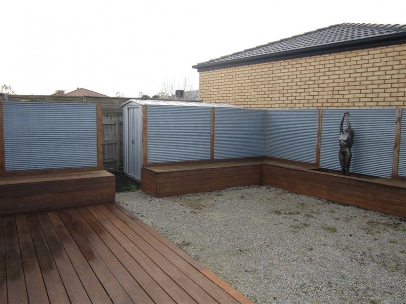 15 McCartney Drive, Narre Warren South VIC 3805