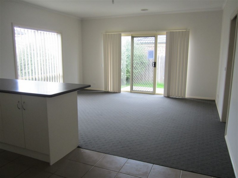 1 Sarah Louise Place, Berwick VIC 3806