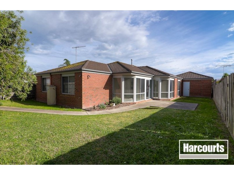 4 Michelle Drive, Berwick VIC 3806