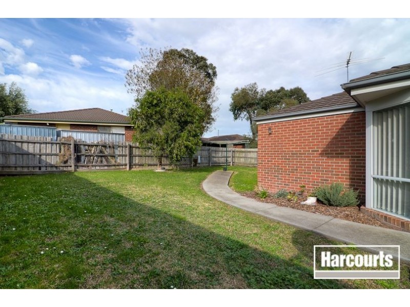 4 Michelle Drive, Berwick VIC 3806