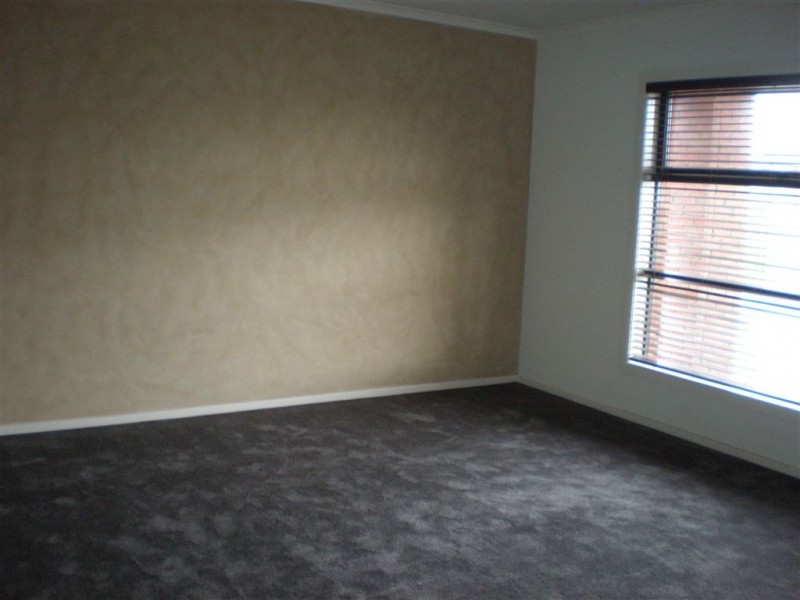 17 Tenterfield Drive, Narre Warren South VIC 3805