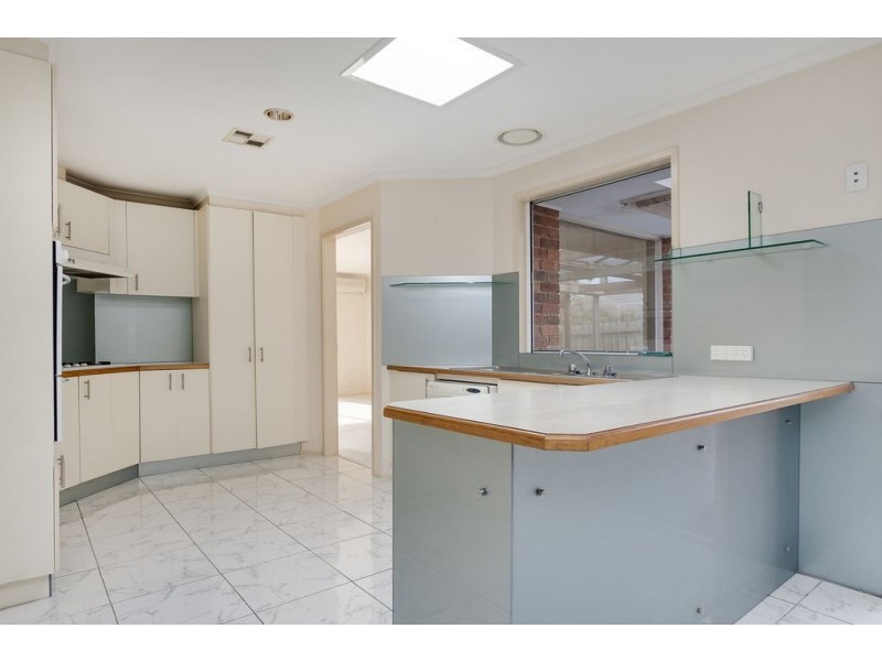 7 Glenburn Drive, Hallam VIC 3803