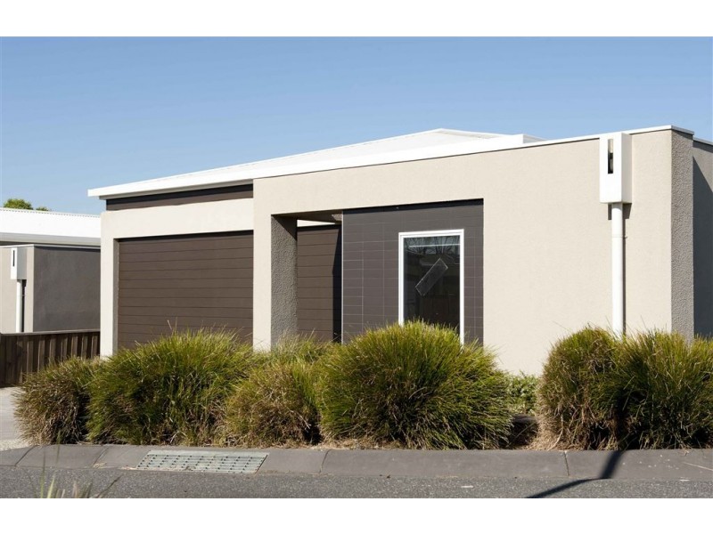 12/520 Evans Road, Lynbrook VIC 3975