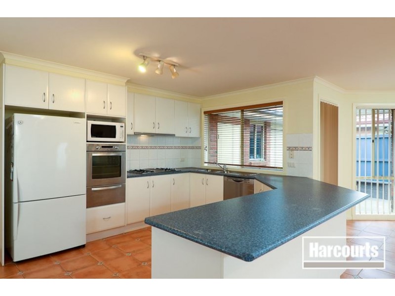 47 Rodlarni Crescent, Berwick VIC 3806